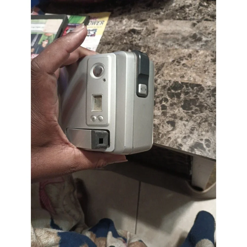 Vintage Polaroid One600/Silver Instant Camera
